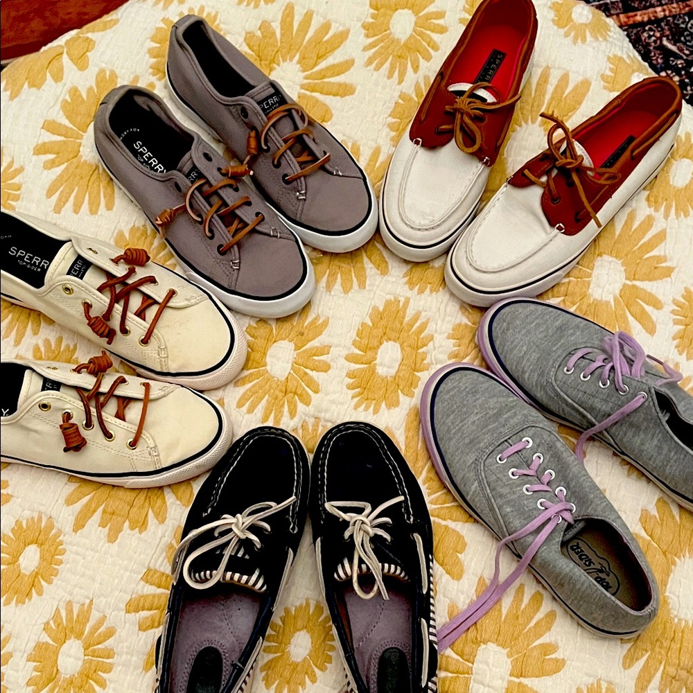Sperry Multicolor Casual Shoes Collection
5 pairs $150 for all six pairs. EUC